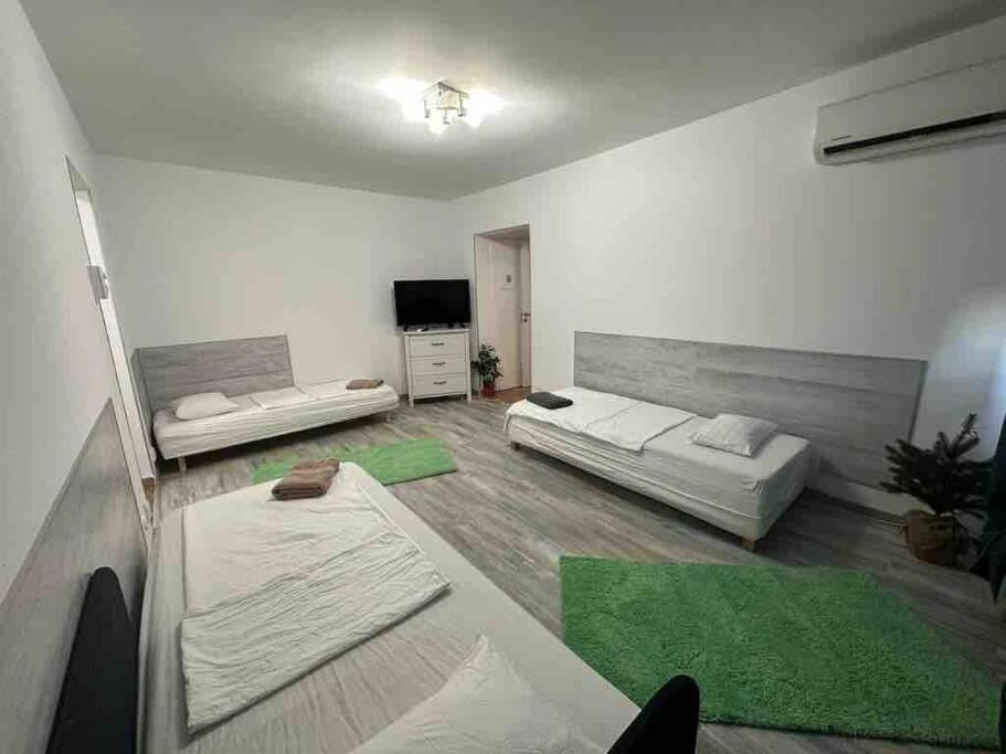 24 Ior By Green Apartments Bucarest Esterno foto