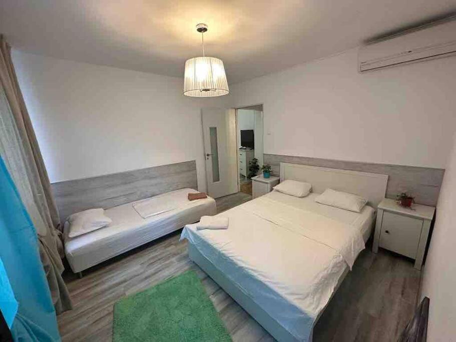 24 Ior By Green Apartments Bucarest Esterno foto